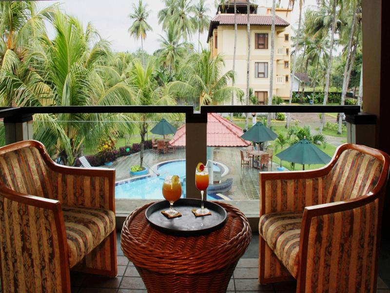 The Jayakarta Anyer Hotel Екстериор снимка