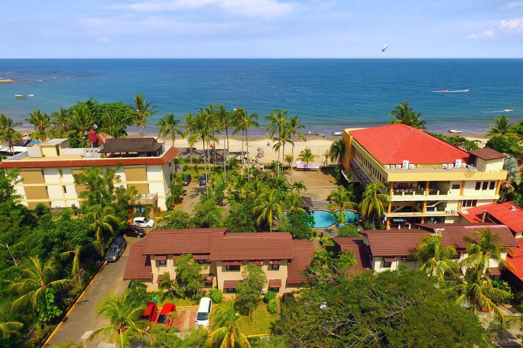 The Jayakarta Anyer Hotel Екстериор снимка