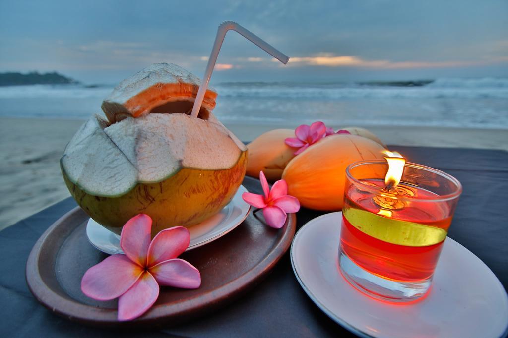 The Jayakarta Anyer Hotel Екстериор снимка