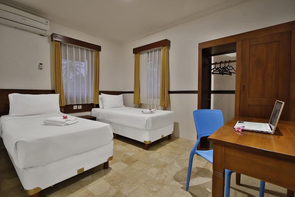 The Jayakarta Anyer Hotel Екстериор снимка